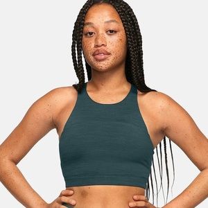 Outdoor Voices Move Free Crop Top